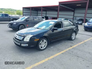 2007 Ford Fusion SEL with VIN 3FAHP08177R275294, listed as a IAAI auction lot 39447301 with 211,258 mi miles. Bid and sale history available at carsss.com. Image 2.