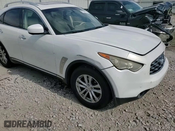 2010 Infiniti FX35 with VIN JN8AS1MUXAM800305, listed as a Copart auction lot 61742114 with 172,274 mi miles and Salvage Title. Bid and sale history available at carsss.com. Image 11.