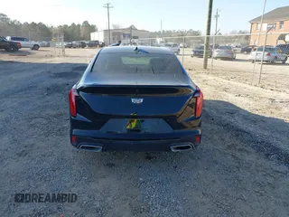 2025 Cadillac CT4 Luxury z VIN 1G6DA5RK8S0110154, wystawiony jako IAAI lot #41767412 z przebiegiem 4 026 mil mil oraz . Historia ofert i sprzedaży dostępna na DreamBid. Obrazek 16.
