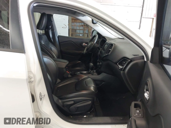 2019 Jeep Cherokee Latitude Plus with VIN 1C4PJMLBXKD294213, listed as a IAAI auction lot 40593826 with 107,332 mi miles. Bid and sale history available at carsss.com. Image 5.