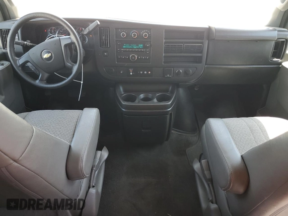 2016 Chevrolet Express Passenger LT with VIN 1GAZGPFG8G1194824, listed as a Copart auction lot 57914775 with 45,291 mi miles and Clean title. Bid and sale history available at DreamBid. Image 8.