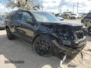2024 Chevrolet Traverse FWD RS with VIN 1GNERLKS0RJ227571, listed as a Copart auction lot 80371184 with 1,645 mi miles and Salvage Title. Bid and sale history available at carsss.com. Image 4.