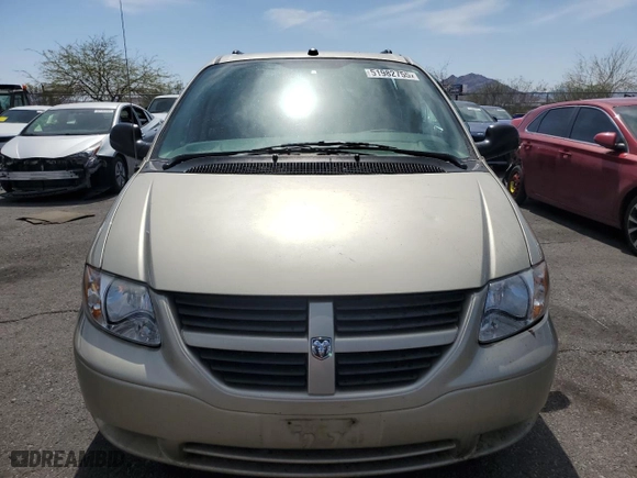 2005 Dodge Caravan SE with VIN 1D4GP24R15B423182, listed as a Copart auction lot 51982755 with 130,932 mi miles and Salvage Title. Bid and sale history available at carsss.com. Image 5.