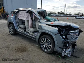 2024 GMC Terrain Denali with VIN 3GKALXEG9RL267975, listed as a Copart auction lot 51266975 with 0 mi miles and Salvage Title. Bid and sale history available at carsss.com. Image 4.