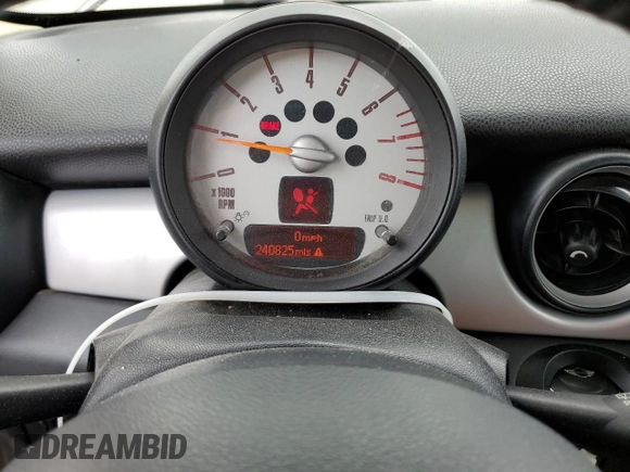 2011 MINI Clubman with VIN WMWZF3C51BTX81818, listed as a Copart auction lot 51218745 with 240,825 mi miles and Salvage Title. Bid and sale history available at DreamBid. Image 9.