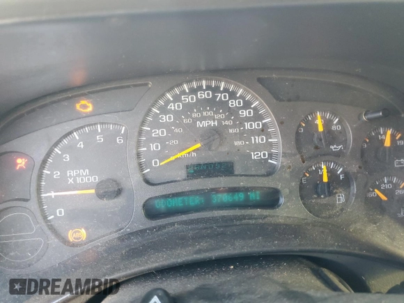 2003 Chevrolet Avalanche with VIN 3GNEC13T63G270480, listed as a Copart auction lot 77134473 with 370,649 mi miles and Non Repairable. Bid and sale history available at carsss.com. Image 9.