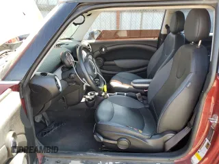 2008 MINI Hardtop with VIN WMWMF335X8TT68198, listed as a Copart auction lot 52207965 with 97,258 mi miles and Clean Title. Bid and sale history available at DreamBid. Image 7.