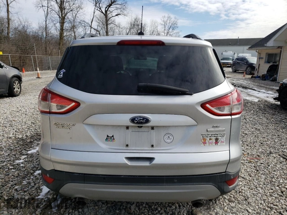 2016 Ford Escape SE with VIN 1FMCU0GX2GUC37561, listed as a Copart auction lot 47604775 with 115,343 mi miles and Salvage Title. Bid and sale history available at carsss.com. Image 6.