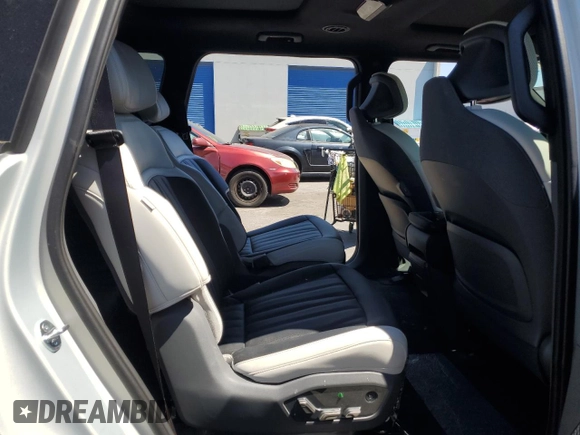 2024 Kia EV9 GT-Line with VIN KNDAEFS50R6021099, listed as a Copart auction lot 69714034 with 10,789 mi miles and Salvage Title. Bid and sale history available at carsss.com. Image 11.