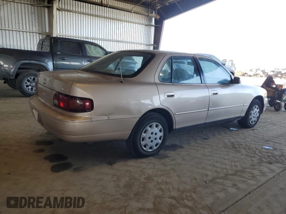1996 Toyota Camry DX with VIN 4T1BG12K8TU754183, listed as a Copart auction lot 52569305 with 152,253 mi miles and Clean Title. Bid and sale history available at carsss.com. Image 3.