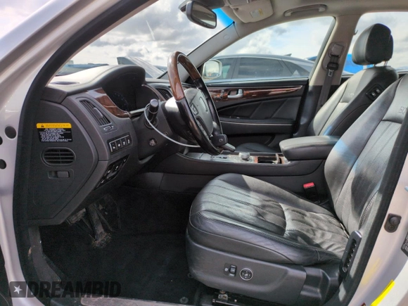 2013 Hyundai Equus Signature with VIN KMHGH4JH5DU058831, listed as a Copart auction lot 51623045 with 164,524 mi miles and Salvage Title. Bid and sale history available at DreamBid. Image 7.