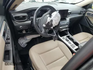 2020 Ford Explorer XLT z VIN 1FMSK7DH7LGB46480, wystawiony jako Copart lot #54416935 z przebiegiem Nie podano mil oraz Szkoda całkowita • Salvage title. Historia ofert i sprzedaży dostępna na DreamBid. Obrazek 8.
