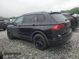 2024 Volkswagen Tiguan SE R-Line Black with VIN 3VV8B7AXXRM124760, listed as a Copart auction lot 59147895 with 9,261 mi miles and Salvage title. Bid and sale history available at DreamBid. Image 2.