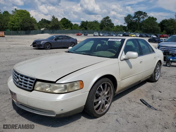 1998 Cadillac Seville SLS with VIN 1G6KS54Y8WU923248, listed as a Copart auction lot 60958384 with 156,041 mi miles and Clean Title. Bid and sale history available at carsss.com. Image 1.