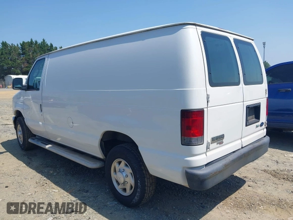 2013 Ford Econoline Cargo Commercial z VIN 1FTNE2EW7DDA46178, wystawiony jako IAAI lot #42541409 z przebiegiem 269 178 mil mil oraz . Historia ofert i sprzedaży dostępna na DreamBid. Obrazek 3.