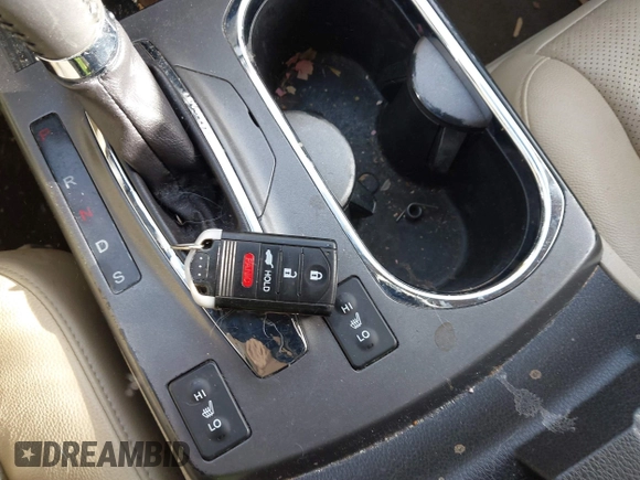 2013 Acura RDX Technology with VIN 5J8TB4H54DL004847, listed as a IAAI auction lot 41829488 with 230,000 mi miles and . Bid and sale history available at DreamBid. Image 11.