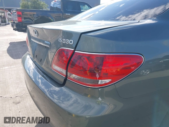 2005 Lexus ES 350 z VIN JTHBA30G755138521, wystawiony jako IAAI lot #41743952 z przebiegiem 83 664 mil mil oraz . Historia ofert i sprzedaży dostępna na DreamBid. Obrazek 17.