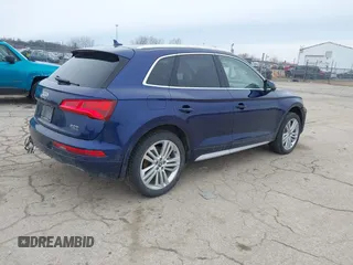 2018 Audi Q5 Prestige with VIN WA1CNAFY2J2062744, listed as a IAAI auction lot 41401459 with 126,097 mi miles. Bid and sale history available at carsss.com. Image 4.