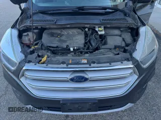 2018 Ford Escape SE with VIN 1FMCU9GD8JUA76991, listed as a Copart auction lot 52815245 with 213,827 mi miles and Clean Title. Bid and sale history available at carsss.com. Image 7.