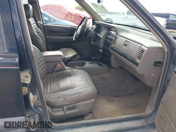 1995 Jeep Grand Cherokee Laredo с VIN 1J4GZ58SXSC605176, выставлен на аукционе IAAI как лот 42653431 с пробегом 282 961 миль миль и . История ставок и продаж доступна на DreamBid. Изображение 5.