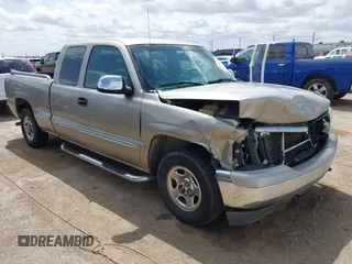 2002 GMC Sierra 1500 SLE z VIN 2GTEC19V921346766, wystawiony jako IAAI lot #41955923 z przebiegiem 203 481 mil mil oraz . Historia ofert i sprzedaży dostępna na DreamBid. Obrazek 1.