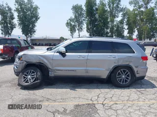 2018 Jeep Grand Cherokee Limited с VIN 1C4RJFBG4JC243800, выставлен на аукционе IAAI как лот 42389892 с пробегом 96 525 миль миль и . История ставок и продаж доступна на DreamBid. Изображение 14.