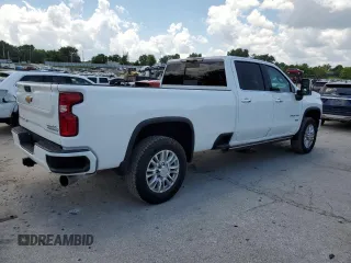 2022 Chevrolet Silverado 3500HD High Country with VIN 1GC4YVEY4NF305429, listed as a Copart auction lot 64597785 with 117,583 mi miles and Clean title. Bid and sale history available at DreamBid. Image 3.