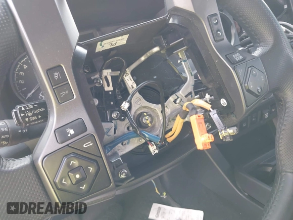 2022 Toyota Tacoma SR5 with VIN 3TMAZ5CN5NM181034, listed as a IAAI auction lot 42243200 with Not provided miles and . Bid and sale history available at DreamBid. Image 18.