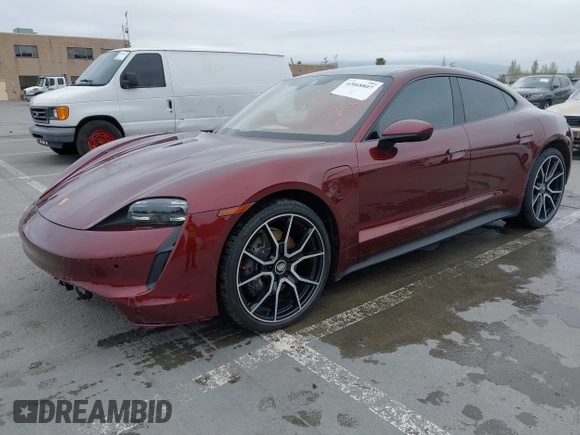 2022 Porsche Taycan z VIN WP0AA2Y12NSA16161, wystawiony jako IAAI lot #42068807 z przebiegiem 15 609 mil mil oraz . Historia ofert i sprzedaży dostępna na DreamBid. Obrazek 19.