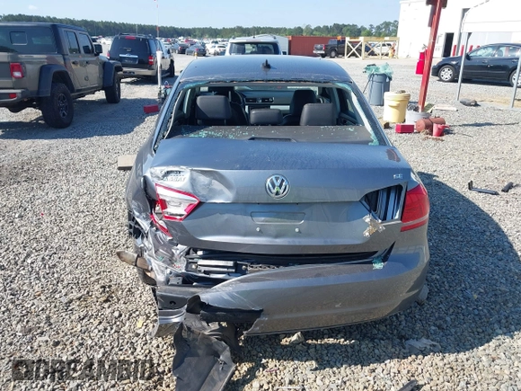 2013 Volkswagen Passat SE with VIN 1VWBH7A39DC048956, listed as a IAAI auction lot 42039394 with 111,331 mi miles and . Bid and sale history available at DreamBid. Image 17.