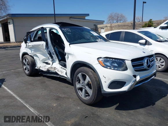 2018 Mercedes-Benz GLC 300 z VIN WDC0G4JB8JV113549, wystawiony jako IAAI lot #41801237 z przebiegiem Nie podano mil oraz . Historia ofert i sprzedaży dostępna na DreamBid. Obrazek 1.
