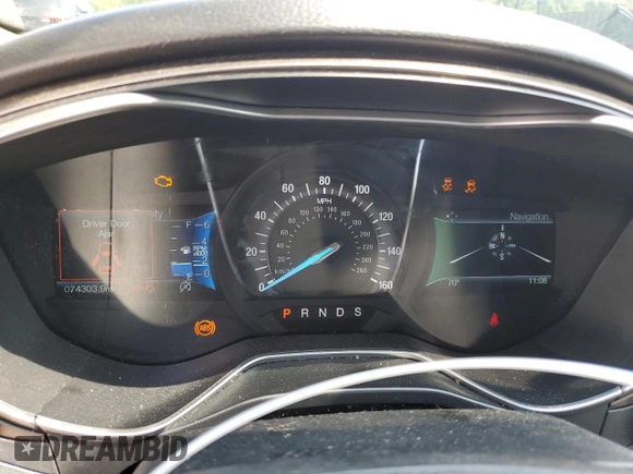 2017 Ford Fusion SE with VIN 3FA6P0HD4HR187841, listed as a Copart auction lot 61766415 with 74,303 mi miles and Salvage title. Bid and sale history available at DreamBid. Image 9.