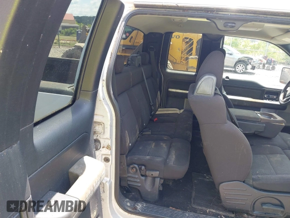 2004 Ford F-150 XLT с VIN 1FTPX14534NC07321, выставлен на аукционе IAAI как лот 42560770 с пробегом Не указан миль и . История ставок и продаж доступна на DreamBid. Изображение 8.
