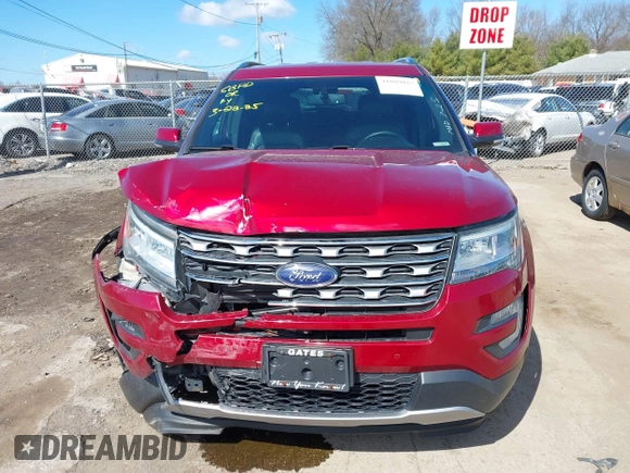 2016 Ford Explorer Limited with VIN 1FM5K8F83GGC15459, listed as a IAAI auction lot 41889025 with 164,174 mi miles. Bid and sale history available at carsss.com. Image 12.