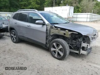 2019 Jeep Cherokee Limited z VIN 1C4PJLDB9KD185010, wystawiony jako Copart lot #57264935 z przebiegiem 121 747 mil mil oraz Szkoda całkowita • Salvage title. Historia ofert i sprzedaży dostępna na DreamBid. Obrazek 4.