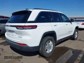 2024 Jeep Grand Cherokee Laredo X with VIN 1C4RJHAG4RC245779, listed as a IAAI auction lot 41830666 with 31,475 mi miles. Bid and sale history available at carsss.com. Image 4.