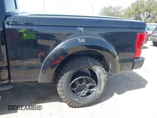 2018 Ford Super Duty F-250 SRW XL with VIN 1FT7W2BTXJEB99241, listed as a IAAI auction lot 41761108 with 215,843 mi miles. Bid and sale history available at carsss.com. Image 17.