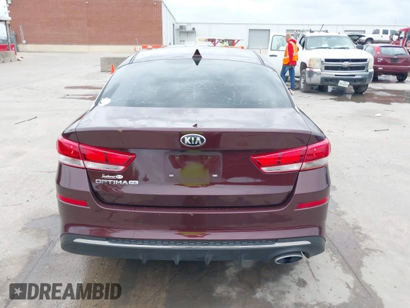 2020 Kia Optima LX z VIN 5XXGT4L37LG402118, wystawiony jako IAAI lot #42137289 z przebiegiem 47 646 mil mil oraz . Historia ofert i sprzedaży dostępna na DreamBid. Obrazek 16.
