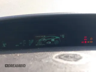 2011 Toyota Prius I z VIN JTDKN3DU5B1458400, wystawiony jako IAAI lot #42244466 z przebiegiem Nie podano mil oraz . Historia ofert i sprzedaży dostępna na DreamBid. Obrazek 7.