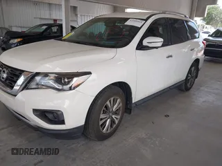 2019 Nissan Pathfinder SV z VIN 5N1DR2MN5KC627198, wystawiony jako IAAI lot #42209161 z przebiegiem 62 801 mil mil oraz . Historia ofert i sprzedaży dostępna na DreamBid. Obrazek 18.