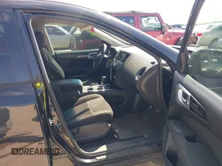 2015 Nissan Pathfinder SV with VIN 5N1AR2MN2FC642105, listed as a IAAI auction lot 42580343 with 228,957 mi miles and . Bid and sale history available at DreamBid. Image 5.