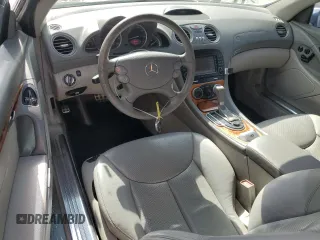 2007 Mercedes-Benz SL 550 z VIN WDBSK71F67F124729, wystawiony jako Copart lot #56720475 z przebiegiem 96 635 mil mil oraz Szkoda całkowita • Salvage title. Historia ofert i sprzedaży dostępna na DreamBid. Obrazek 8.