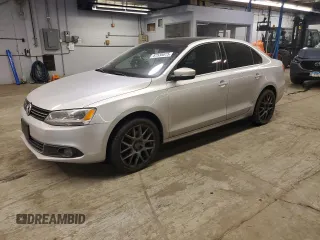 2011 Volkswagen Jetta SEL с VIN 3VWLZ7AJ5BM368934, выставлен на аукционе Copart как лот 87535075 с пробегом 118 826 миль миль и Чистый • Clean title. История ставок и продаж доступна на DreamBid. Изображение 1.