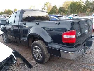 2006 Ford F-150 STX with VIN 1FTRF02W16KD06001, listed as a IAAI auction lot 40944994 with 166,443 mi miles. Bid and sale history available at carsss.com. Image 3.