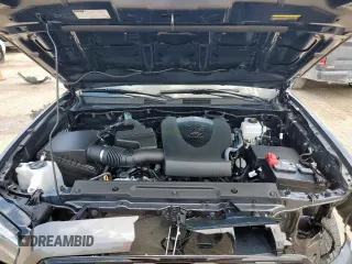2023 Toyota Tacoma SR z VIN 3TMCZ5AN5PM598443, wystawiony jako Copart lot #60485035 z przebiegiem 18 842 mil mil oraz Szkoda całkowita • Salvage title. Historia ofert i sprzedaży dostępna na DreamBid. Obrazek 12.