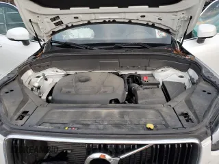 2018 Volvo XC90 Momentum with VIN YV4102XK0J1332715, listed as a Copart auction lot 68469042 with Not Provided miles. Bid and sale history available at carsss.com. Image 11.