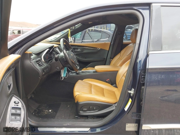 2015 Chevrolet Impala LTZ with VIN 2G1165S36F9149382, listed as a IAAI auction lot 41481211 with 195,516 mi miles. Bid and sale history available at carsss.com. Image 5.