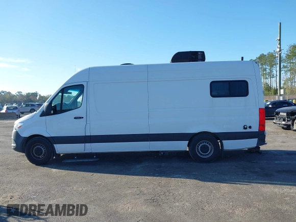 2021 Mercedes-Benz Sprinter Cargo with VIN W1Y4ECHYXMT078168, listed as a IAAI auction lot 41796015 with 14,472 mi miles and . Bid and sale history available at carsss.com. Image 14.
