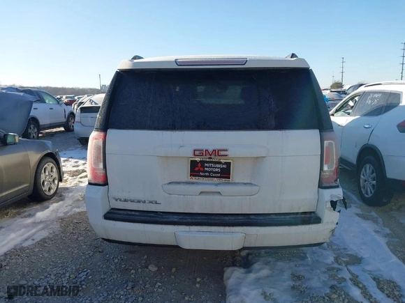 2017 GMC Yukon XL SLT with VIN 1GKS2GKC6HR117581, listed as a IAAI auction lot 41381380 with 119,184 mi miles. Bid and sale history available at carsss.com. Image 16.