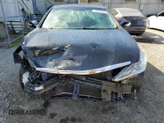2013 Hyundai Sonata SE z VIN 5NPEC4AC4DH726725, wystawiony jako Copart lot #51821295 z przebiegiem 94 092 mil mil oraz Szkoda całkowita • Salvage title. Historia ofert i sprzedaży dostępna na DreamBid. Obrazek 5.